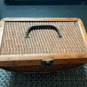 Vintage Wooden small hand bag…